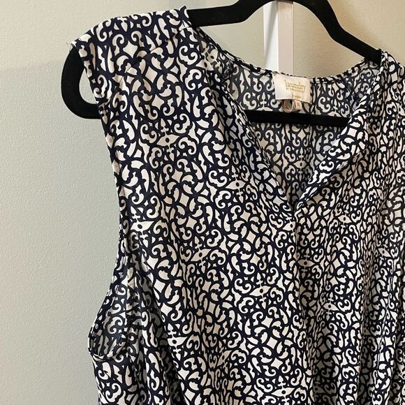 Laundry by Shelli Segal V-Neck Sleeveless Top - Picture 2 of 5